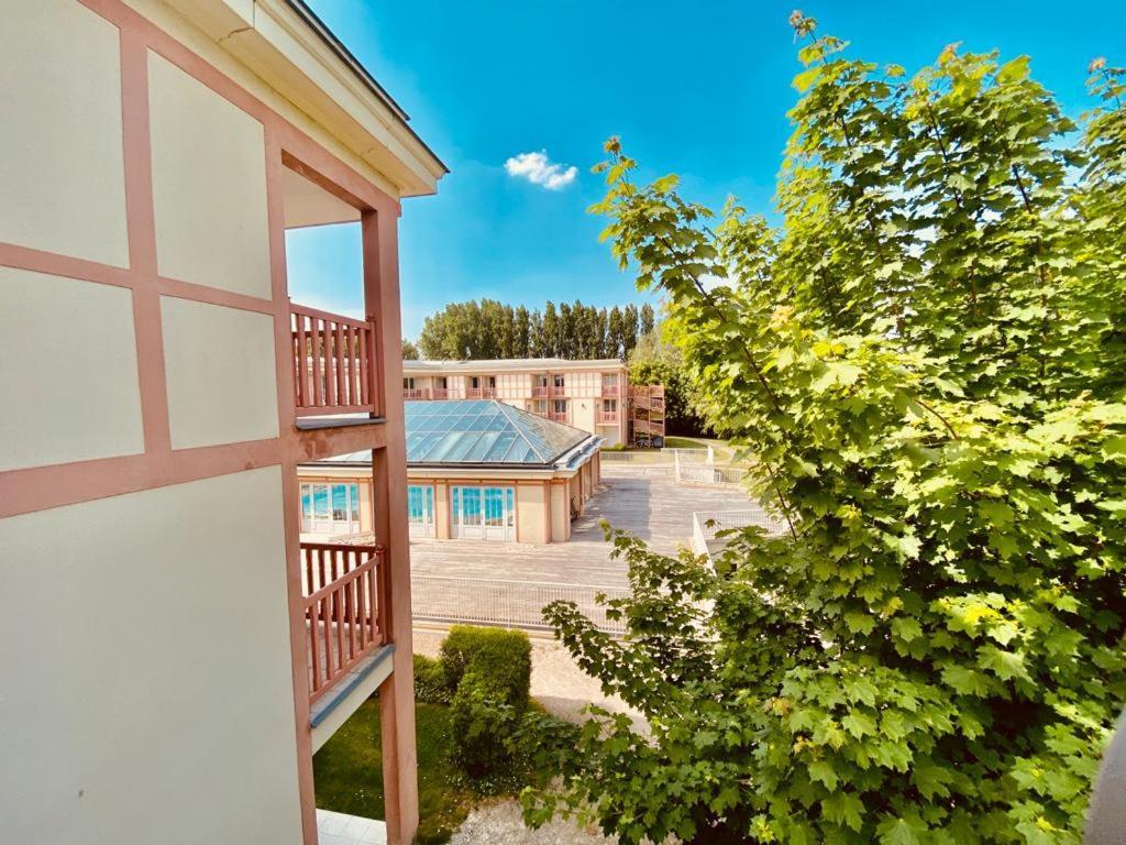 6-Person Apartment With Swimming Pool Tennis Court And Free Parking 25 Le Touquet المظهر الخارجي الصورة