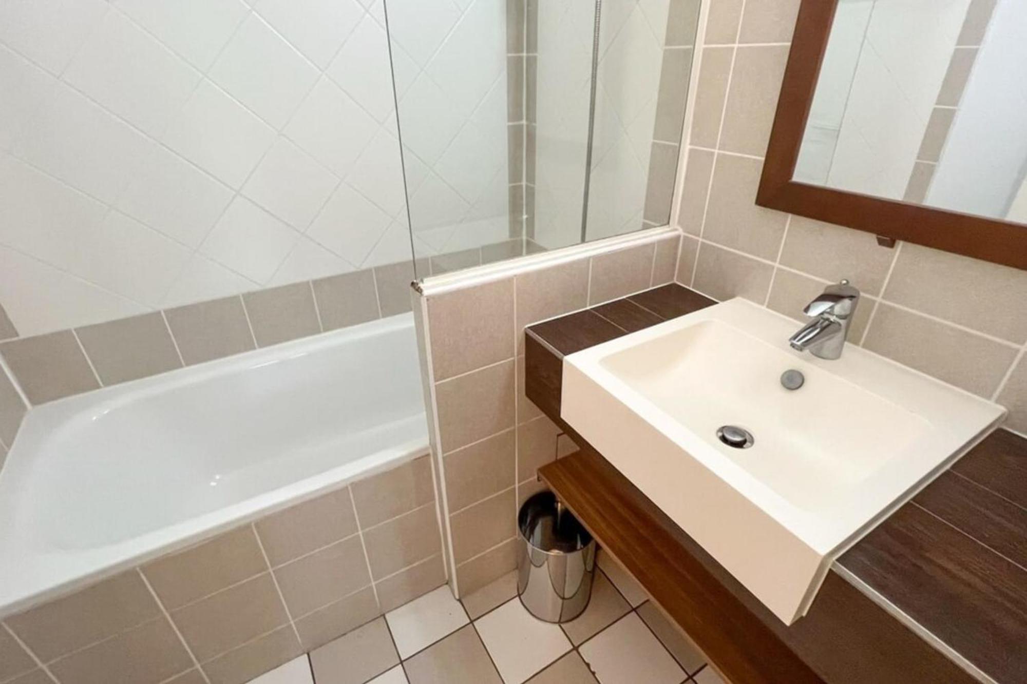 6-Person Apartment With Swimming Pool Tennis Court And Free Parking 25 Le Touquet المظهر الخارجي الصورة